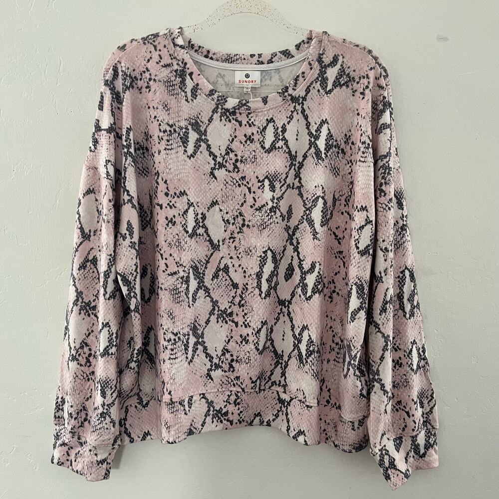 Sundry XL Python Snake Print Pullover Sweatshirt Pink Gray Animal Print USA NEW